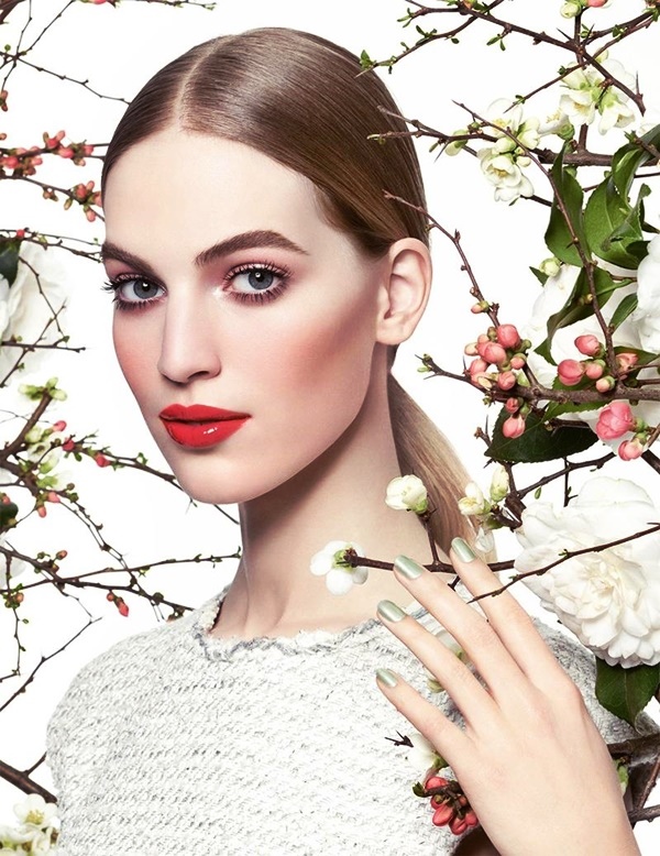 CHANEL Spring 2015 Reverie Parisienne Makeup Collection - Gorgeous