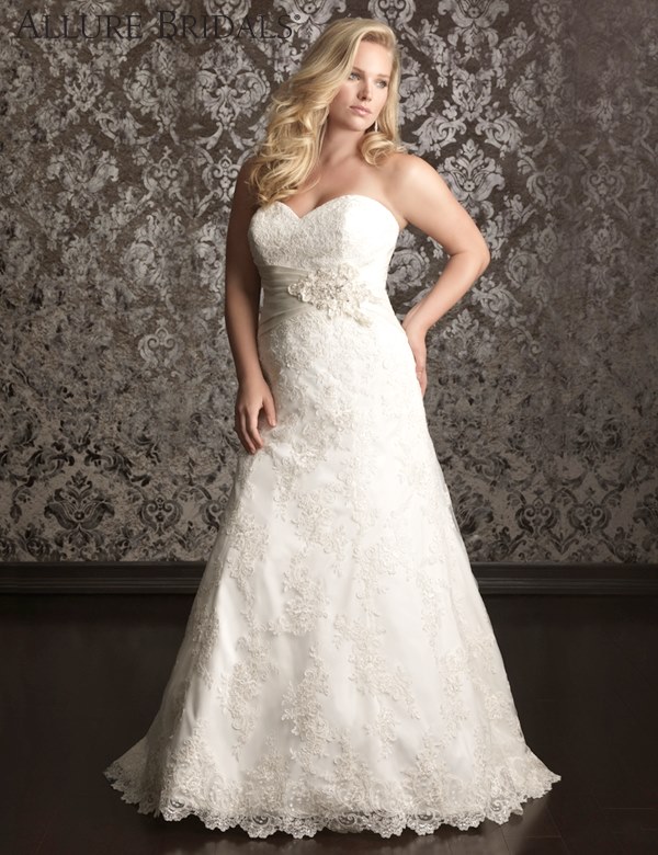 Plus Size Wedding Dress Shopping Tips and Ideas from Five