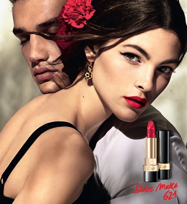 Dolce & Gabbana Fall 2015 Hair and Makeup - Fall 2015 Beauty