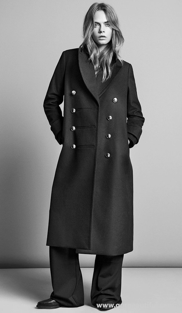 Mango Fall 2022 Campaign Kate and Cara 09