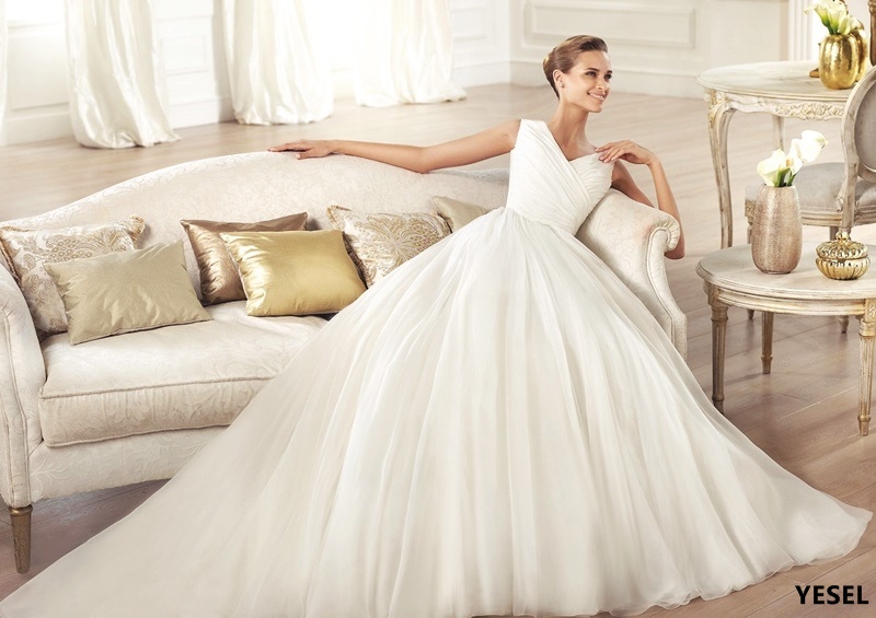 Pronovias Wedding Dresses 2015 Atelier Collection 41