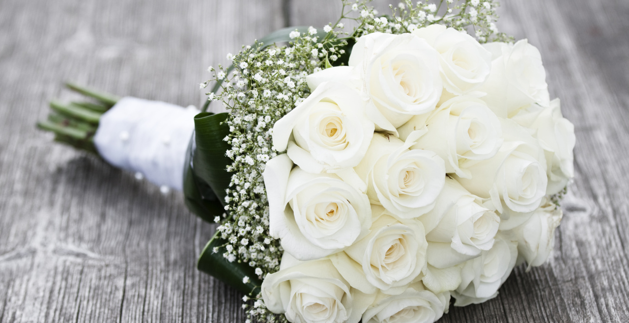 4 Wedding Flower Arrangement Tips for Savvy Couples