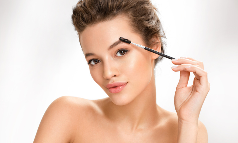 The Best Techniques for Using Brow Powder and Gel