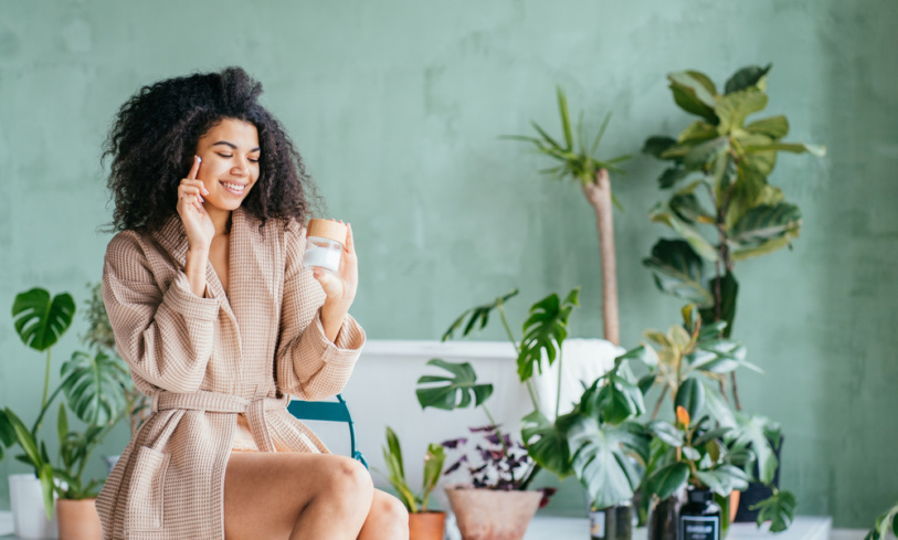 Nourishing Your Skin: Why You Should Use Organic Skincare Products